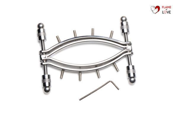 Затискач для вагіни Master Series: Spread 'Em Poker Vagina Clamp with Adjustable Pressure Screws, ши