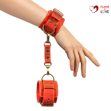 Преміум наручники LOVECRAFT червоні, натуральна шкіра, в подарунковій упаковці