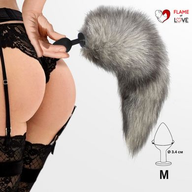 Силіконова анальна пробка з хвостом із натурального хутра Art of Sex size M Artctic fox