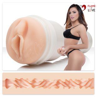 Мастурбатор Fleshlight Girls: Adriana Chechik - Empress, зі зліпка вагіни, дуже ніжний