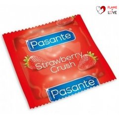 Презервативи Pasante Strawberry Flavour Condome, 53 мм