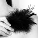 Мітелка Bijoux Indiscrets Pom Pom – feather tickler - 2